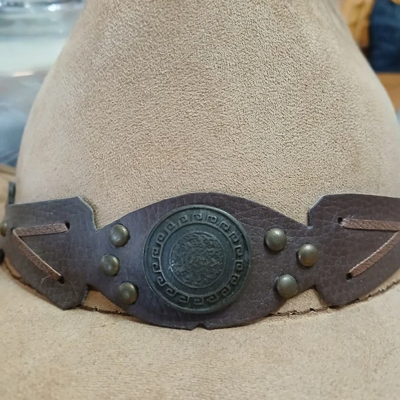 Western Cowboy Hat - Picture 9 of 12